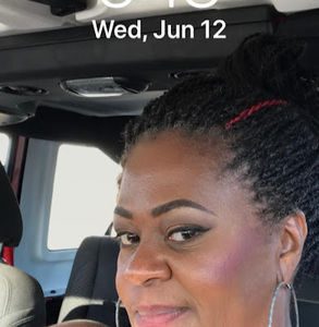 Meet your Posher, Allison